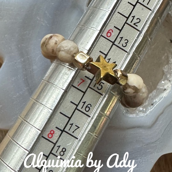 Alquimia by Ady Beige and Gold Star Ring - Picture 2 of 2
